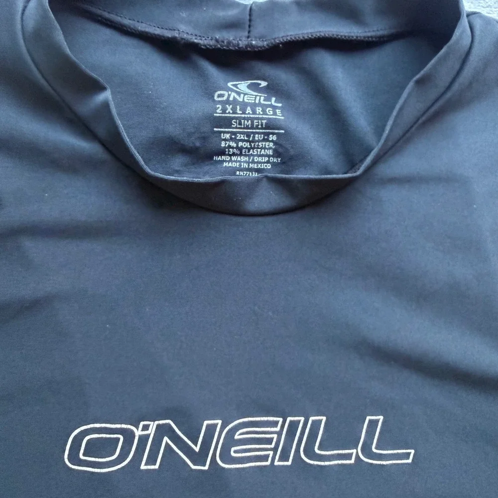 O'Neill Rash Guard Mens 2XL Black Basic Skins Slim Fit Long Sleeve UPF 50+ Surf